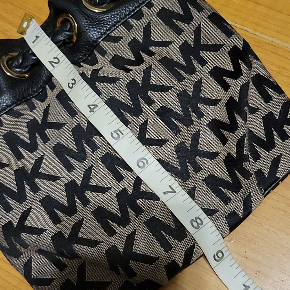 Michael Kors Black and Khaki MK Logo Crossbody Bag - Picture 8 of 9